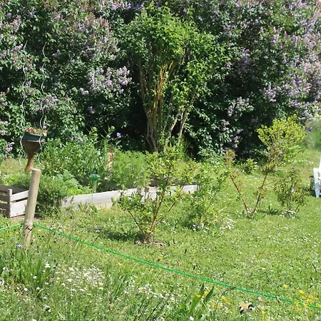 Bed and Breakfast Ce Petit Chemin 3*